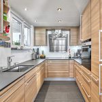 Stilvolle Terrassenwohnung mit Swimmingpool