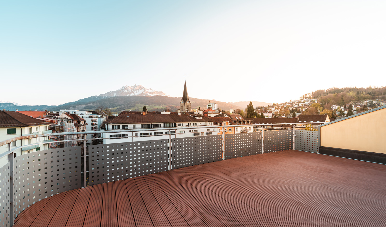 Stilvoll mit spektakulärer Weitsicht – über den Dächern von Luzern