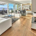 Stilvolle Terrassenwohnung mit Swimmingpool