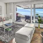 Stilvolle Terrassenwohnung mit Swimmingpool