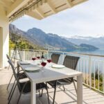 Freistehend mit Sicht über den See ins Bergparadies