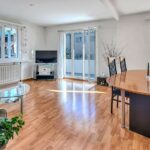 Gepflegtes Zweifamilienhaus an ruhiger Lage