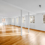 Wohnhaus mit Gewerbe im Dorfkern von Altdorf