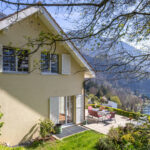 Klassisches Einfamilienhaus – See- und Bergsicht erster Güte