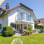 Familienparadies – freistehendes Einfamilienhaus im Landhausstil