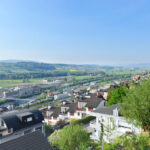 Neuwertige Eigentumswohnung mit Panoramaterrasse