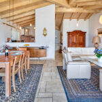 Mediterranes Einfamilienhaus mit spektakulärer Seesicht