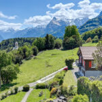 Einfamilienhaus mit Entwicklungspotenzial über dem See