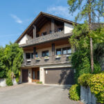Einzigartiges Angebot! Haus mit Einliegerwohnung und Bergpanorama