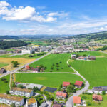 Zentrales Grundstück mit Altbau zwischen Luzern und Zug