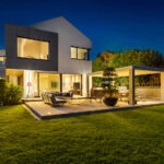 Designresidenz mit einzigartigem Gartenkonzept und urbaner Nähe zu Zug